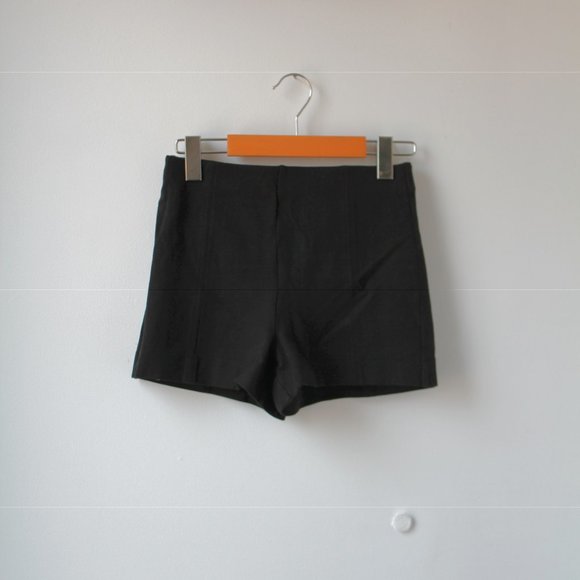 Talula (Aritzia) Black Elastic Tight Shorts - Picture 1 of 3